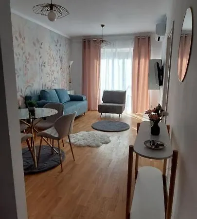 Luxury New Private Parking Apartament *
