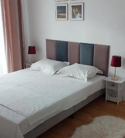 Luxury New Private Parking Self Check In Appartement Bucarest