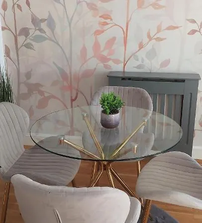 Luxury New Private Parking Self Check In *