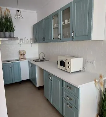 Luxury New Private Parking Self Check In * Bucarest